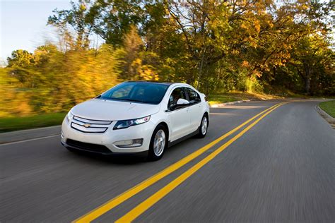Hsbc Says World Will Be Out Of Oil By 2060 Gm Volt Chevy Volt