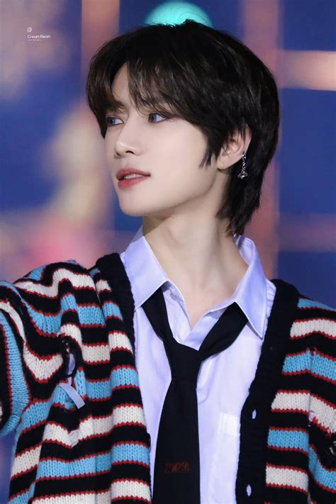 Pin by 𝐋𝐢𝐥𝐲 𝐅𝐢𝐥𝐞𝐬 on TXT 투모로우바이투게더 in 2022 | Txt, Boy groups, Beauty pop