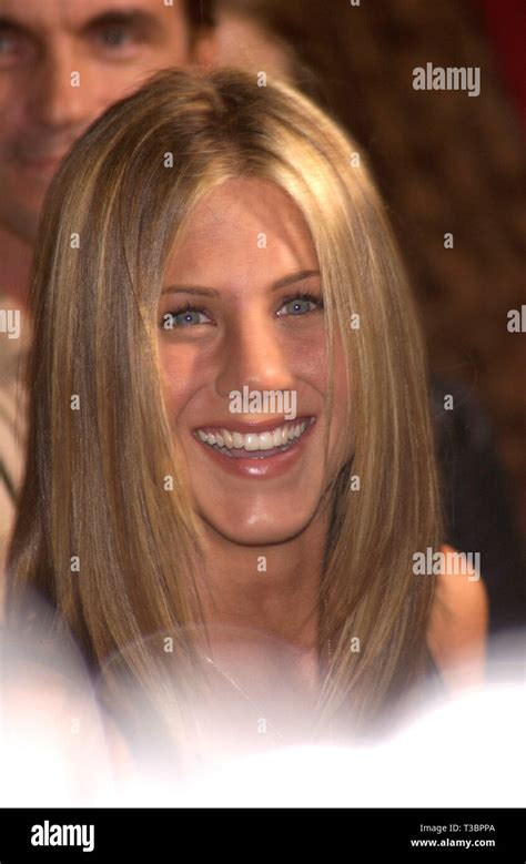 Los Angeles Ca September 04 2001 Actress Jennifer Aniston At The