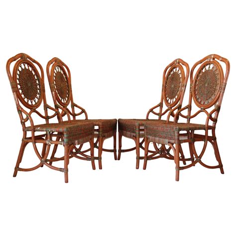 Vintage Set Of Four Magistretti Chairs In Silk And Glazed Oak Italy