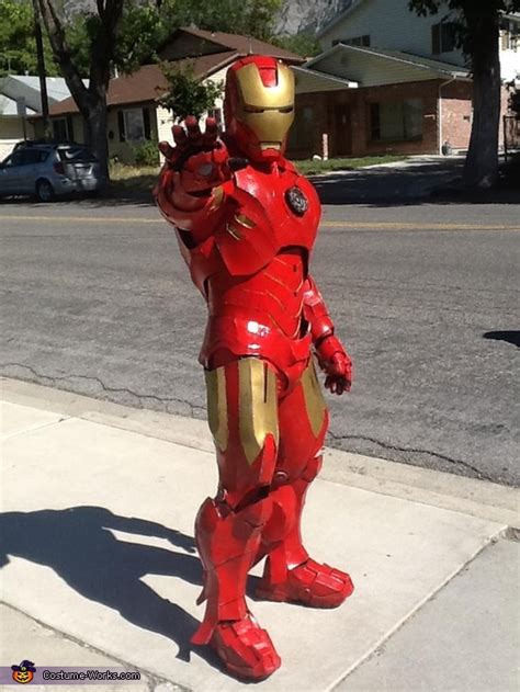 Cool Homemade Iron Man Costume Photo