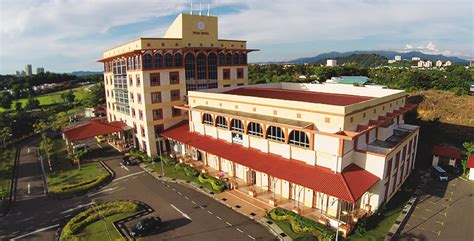 Senarai ada hotel di kota kinabalu yang anda hilton kota kinabalu juga tidak terkecuali, tetamu tak kira umur pastinya akan menikmati penginapan yang menggembirakan dengan layanan terbaik. Perunding Era Daya