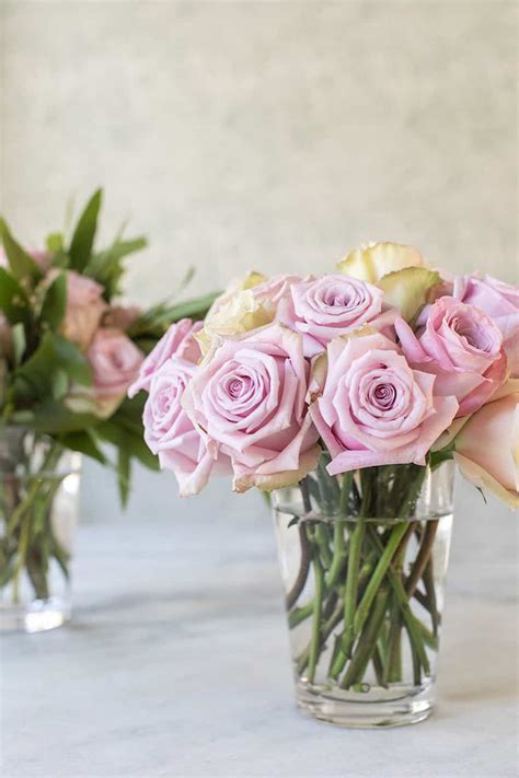 Two Beautiful Rose Arrangements In A Vase Sugar And Charm