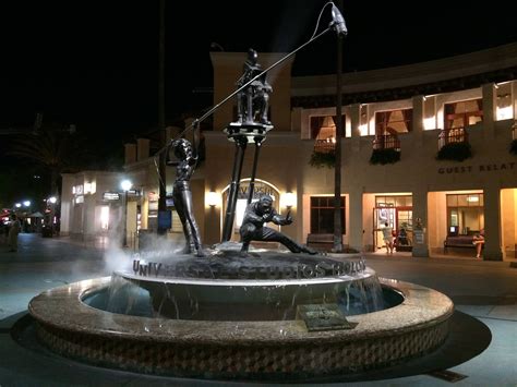 Official universal studios website, with details on new and upcoming movies, theme parks, and production services. Universal Studios Hollywood | Universal studios hollywood ...