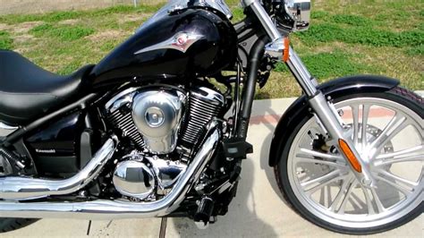 Overview And Review 2012 Kawasaki Vulcan 900 Custom In Pearl Purplish