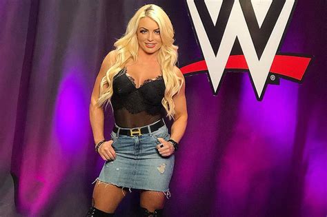 Mandy Rose Says She Recently Signed A New Year WWE Contract Cageside Seats