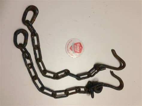 Tailgate Chains Set Of 2 651589 — Tonka Jeep Limited