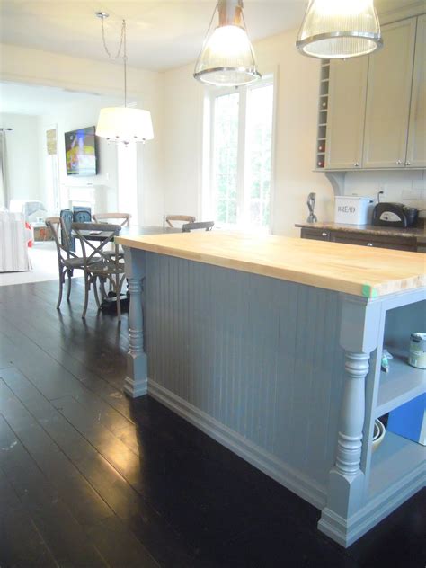 Perhaps the most important aspect of choosing a kitchen island is the countertop. White Wood : Kitchen island extension details and ...