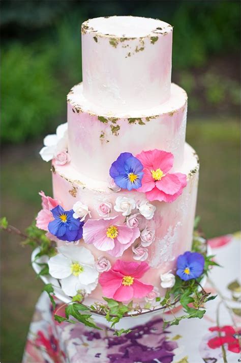 25 Oh So Pretty Wedding Cakes Deer Pearl Flowers