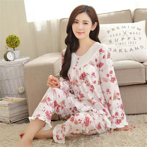 New Flower Print Female Pajamas Set Sleepwear O Neck Women Cotton Long Sleeve Pyjamas Suit Plus