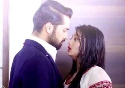 Watch zindagi ki mehek full episode on zeetv and zee5 app. Mehek: Shaurya gets romantic with Mahek spiking her juice