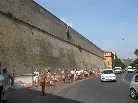 Outside Vatican Walls Street View Travel Views