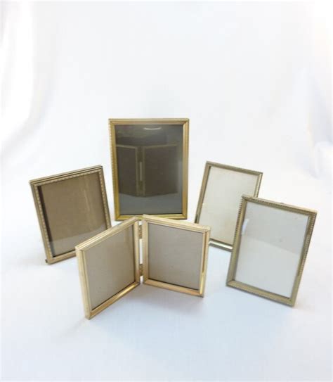 Set Of 5 Small Vintage Gold Tone Metal Picture Frames Mixed