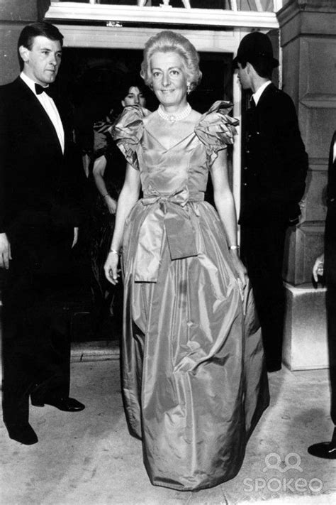 Frances shand kydd was thrust into the spotlight in 1981 when her daughter diana joined the british royal family. Frances Shand Kydd Photo Galleries | Spencer family, Lady ...