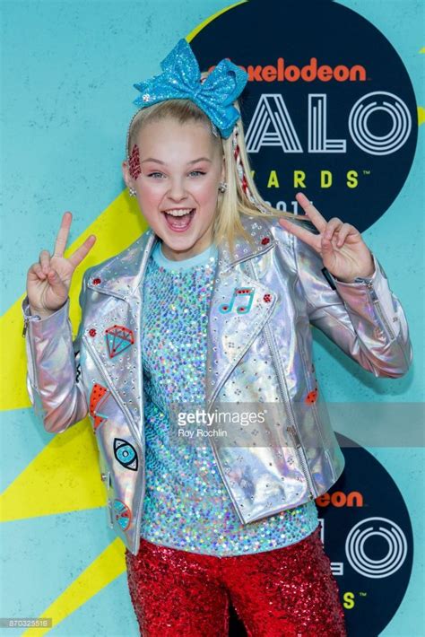 Nickelodeon Halo Awards 2017 Photos And Premium High Res Pictures
