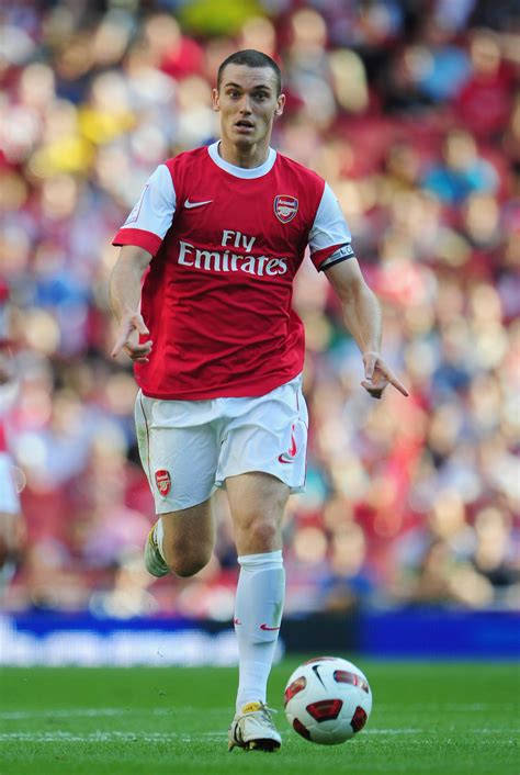 Officiële website van afc ajax. Lionel Messi, Cesc Fabregas, Mesut Ozil Among Top 25 Young ...