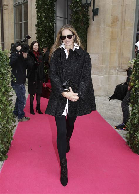 Elle Macpherson 2014 Fashion Show In Paris 06 Gotceleb