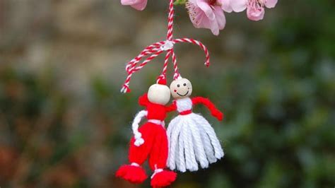 This imagini cu flori si martisoare has 1024px x 768px resolution. Shadows of the Past: Martisor - A Romanian Spring Tradition