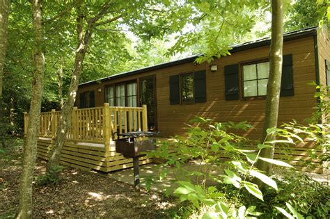 3 best campsites near disneyland paris. Disney Hotels, Davy Crockett Ranch - Cabin, Disneyland ...