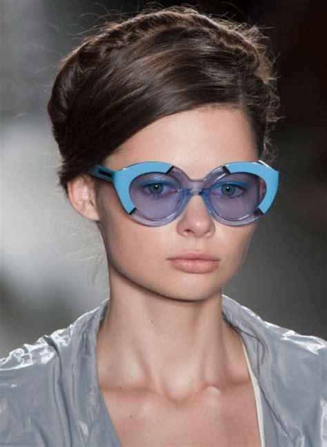 57 Newest Eyewear Trends For Men And Women 2022 Eyewear Trends Glasses Fashion Trendy Sunglasses