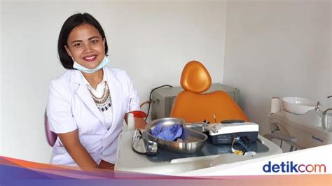 Meski demikian, tingkat kunjungan wisatawan domestik ke berbagai. Kisah drg Dewi Natalia Menghadapi Pasien Bergigi Merah
