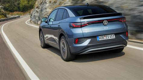 Vw Id5 Electric Suv New Entry Level Style Priced From £49735 Car