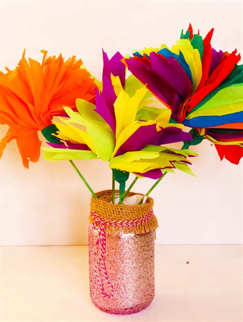 This diy craft takes very less time and its very easy to do. Tissue Paper Flowers | Fun Family Crafts