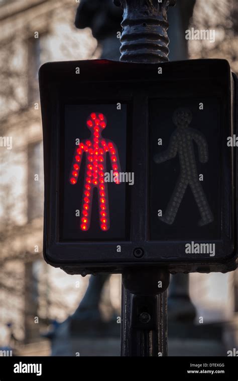 Pedestrian Led Traffic Light Hi Res Stock Photography And Images Alamy