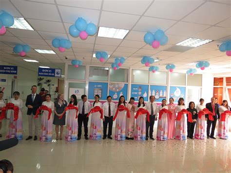 Bệnh viện có 5 cổng, trong đó có 1 cổng nội chỉ dành cho nhân viên bệnh viện, 4 cổng tại 3 địa chỉ, mỗi. Bệnh viện Từ Dũ khánh thành Ngân hàng sữa mẹ phi lợi nhuận - Báo Người lao động