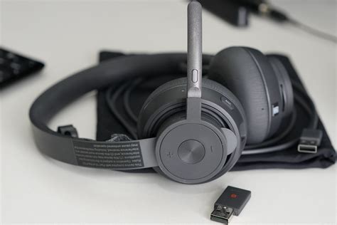 Microsoft Teams Certified Headset Review - Logitech Zone wired and ...