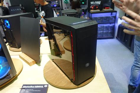 Cooler Master Displays Masterbox Line Up Of Pc Cases At Computex 2017