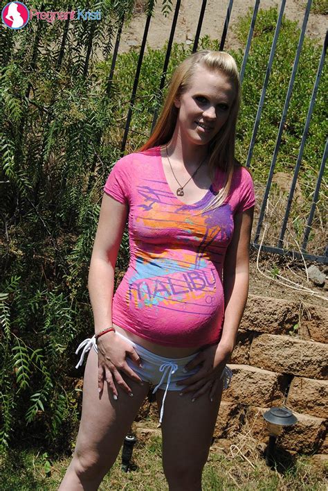Pregnantgirls On Twitter Pregnant Kristi Shows Preggo