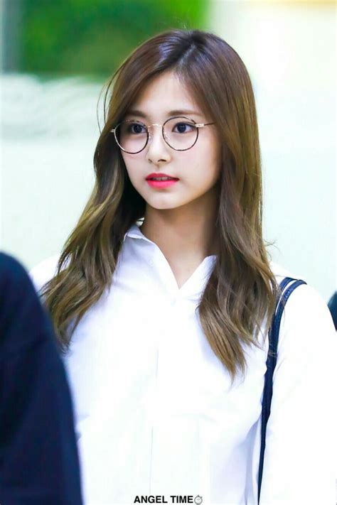 Tzuyutwice Rambut Indah Gaya Rambut Panjang Gadis Cantik