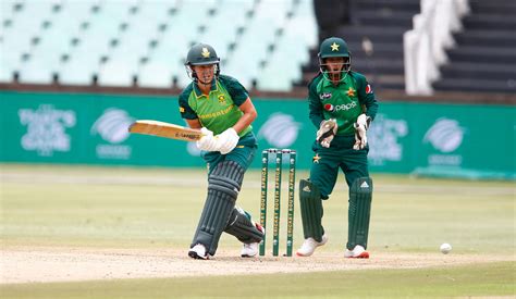 Latest sports news & live updates: Kapp, Ismail ensure Proteas 1st ODI win | South Africa vs ...