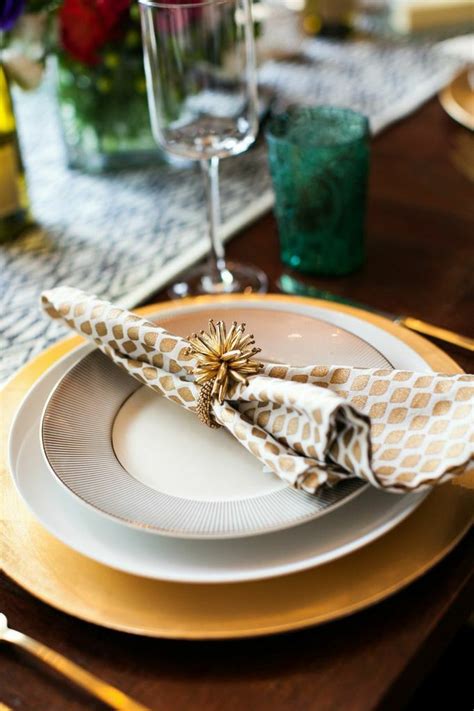 Therefore, you'll want to continue reading to find out more about 7 Super Tips for Hosting a Dinner Party