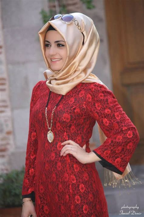 Pin By Nadia 👑 Karam On Hijabi ️ Princess Hijabi Fashion Fashion Style
