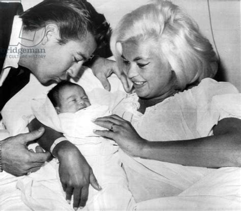 image of jayne mansfield and her husband mickey hargitay and their 2