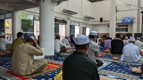 Al hamduliilah sy ikut memberikan afresiasi atas kinerja untuk memudahkan dalam membaca al qur'an. Alhamdulillah Dapat Juga Solat Jumaat Sejak PKP Diumumkan ...