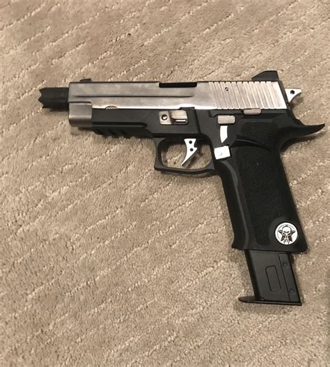 192,000+ vectors, stock photos & psd files. Awesome Xmas gift from gf : airsoft