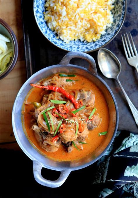 Tentunya kalian semua sudah penasaran dengan resep ayam kari ini. Resep Kari Ayam Merah a la Thai | Masakan thailand, Resep ...