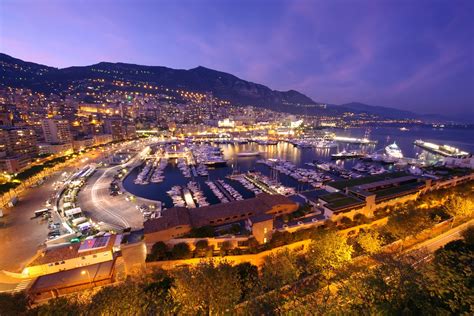 夜のモンテカルロ港 モナコの風景 Beautiful