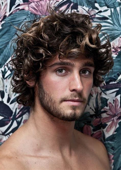 78 Cool Hairstyles For Guys With Curly Hair