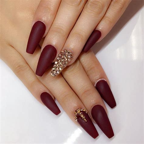 Burgundy / #800020 hex color code information, schemes in a rgb color space, hex #800020 (also known as burgundy) is composed of 50.2% red, 0% green and 12.5% blue. 40+ Gorgeous Maroon Color Nails Designs - Fashionre