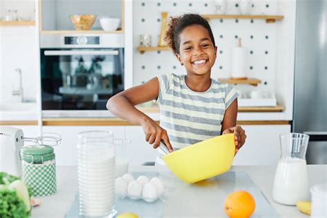 8 Awesome Cooking Shows For Kids On Netflix Youtube And More The