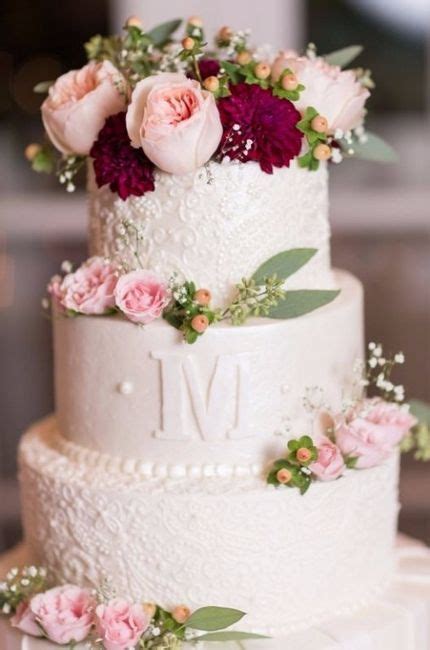 9 Wedding Cakes Romantiques Banquets Forum
