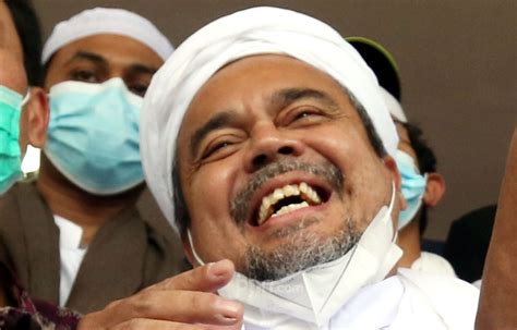 Reaksi Habib Rizieq Setelah Tahu Kasus Chat Mesum Dibuka Lagi