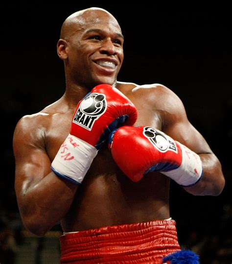 However the fight has now been scheduled for june and will be shown on showtime. Avancer pour faire déjouer Floyd, bonne ou mauvaise idée ...