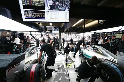 A Peak Inside The Mercedes Garage During Qualifying Today Rformula1