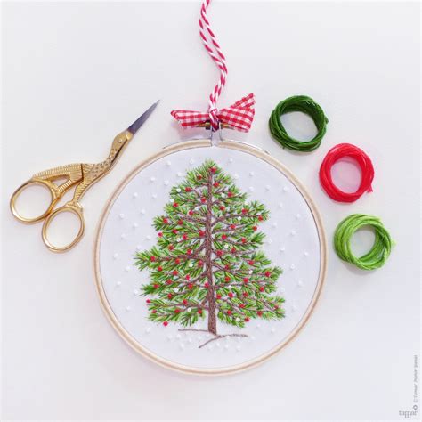 25 Christmas Hand Embroidery Designs And Christmas Hand Embroidery Kits