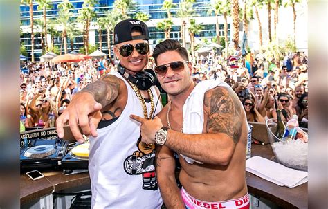 DJ Pauly D Says Ronnie Magro S Addicted To His Toxic Relationship